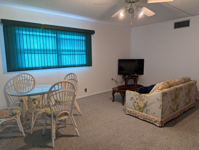 Photo - Charming 2BR Condo in Venice