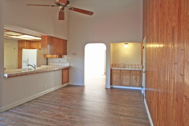 Photo - Single Story Evergreen Home at the Middle of a Cul-De-Sac!