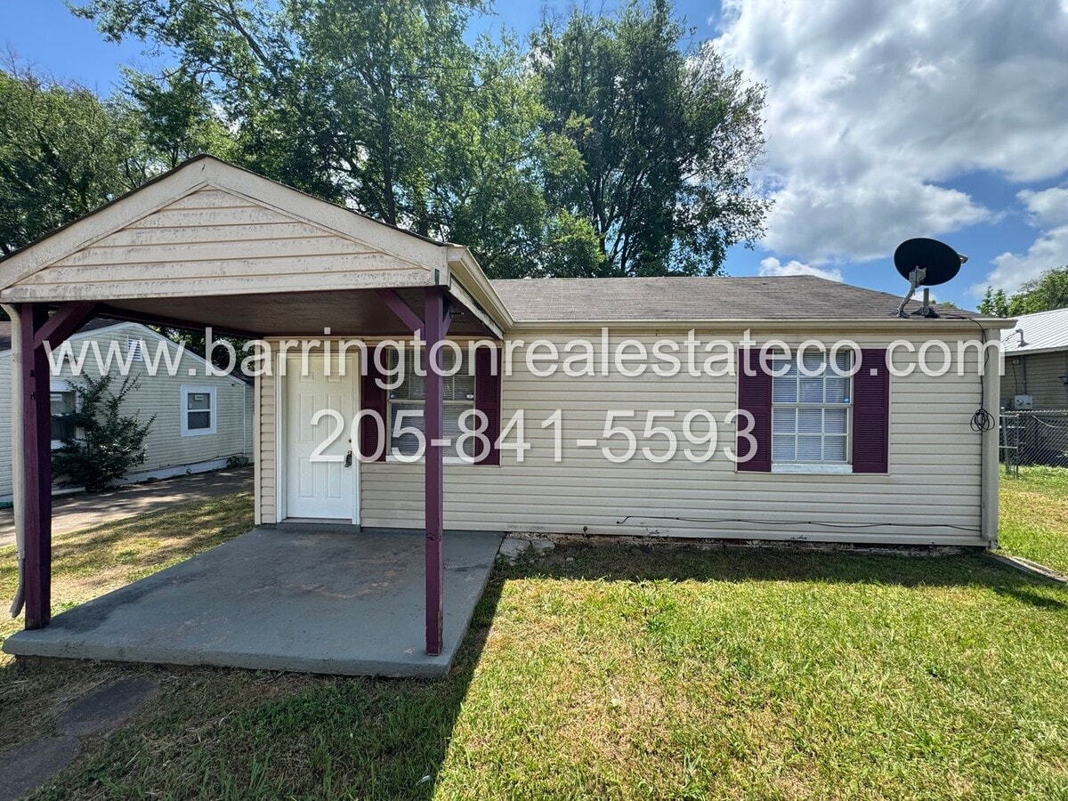 Photo - 1317 Woodward Rd