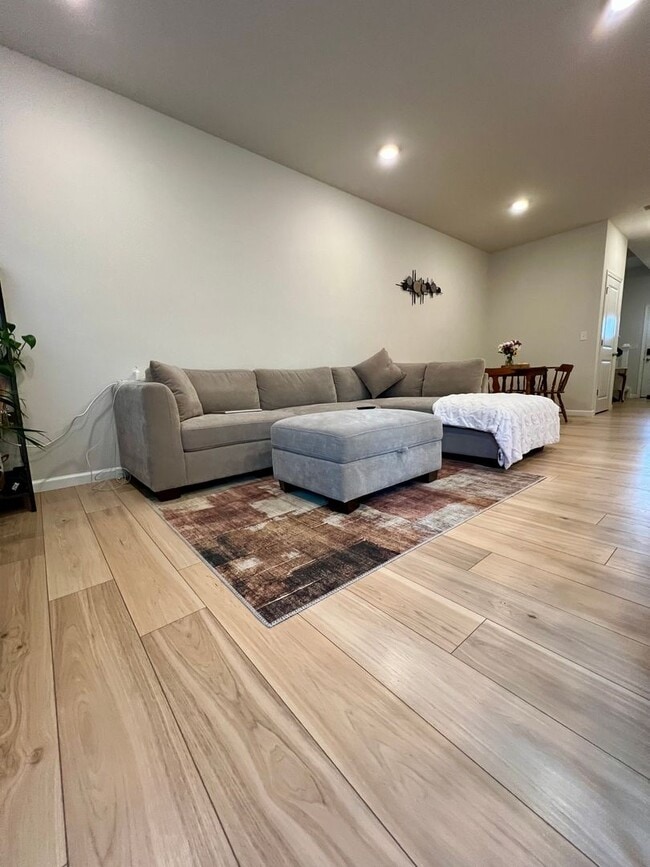 Photo - Luxurious 3-Bedroom Townhome in Norristown! Available mid-July!