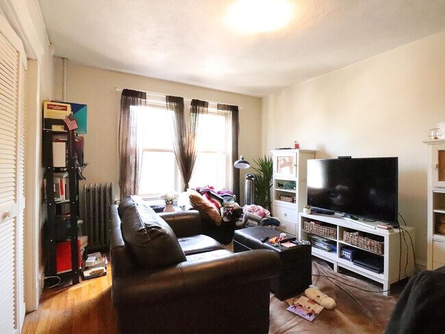Pictures are representative samples of the advertised unit. In some cases, the actual units you tour - 152 Summer St
