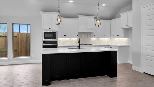 Photo - 5026 Albany Shores Ln