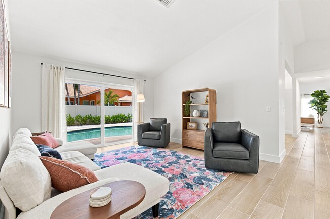 Photo - 1259 Barnstaple Cir