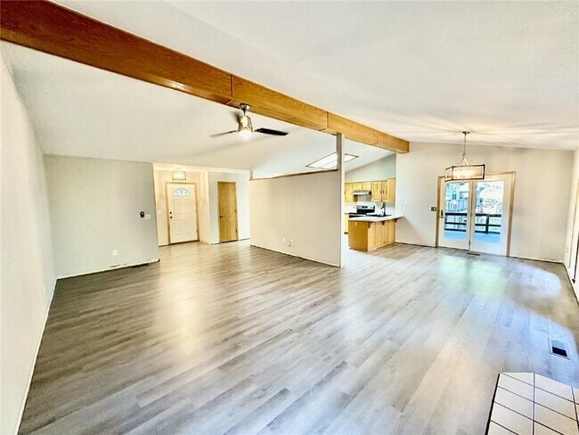 Photo - 25 N Cerney Ln