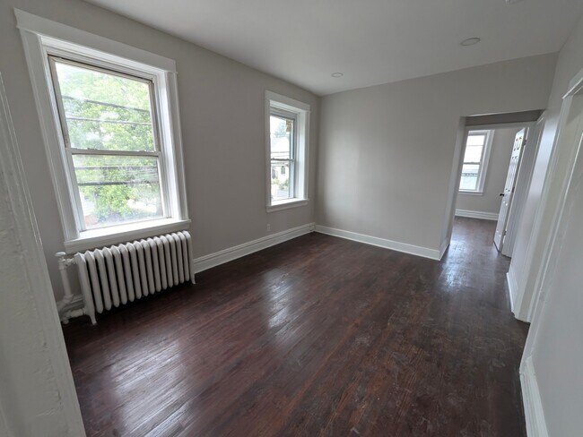 Photo - 295 Avenue B Unidad 2