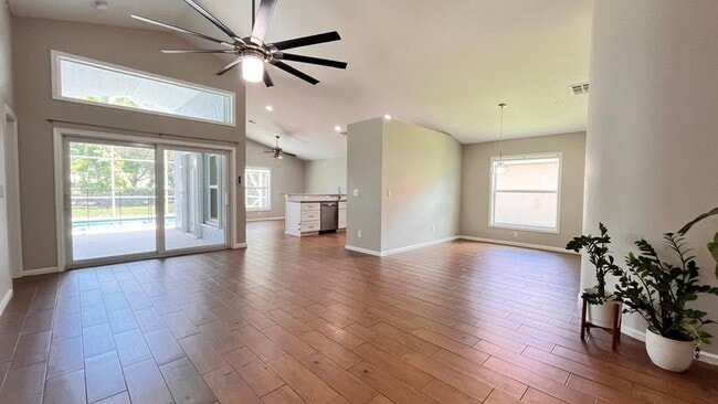 Photo - 1627 Oak Berry Cir