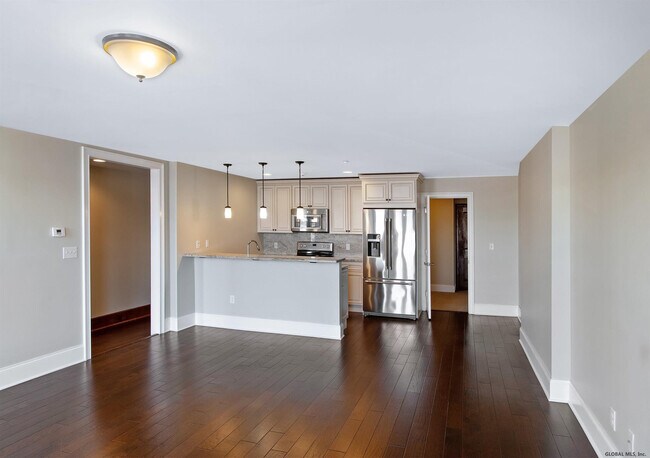510 Broadway Unit 3H