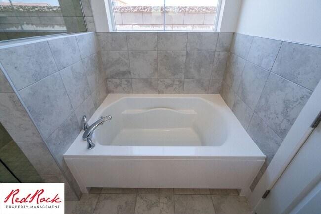 Photo - Live the Dream in Desert Color – Beautiful...