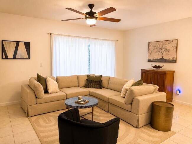 13428 Georgian Ct