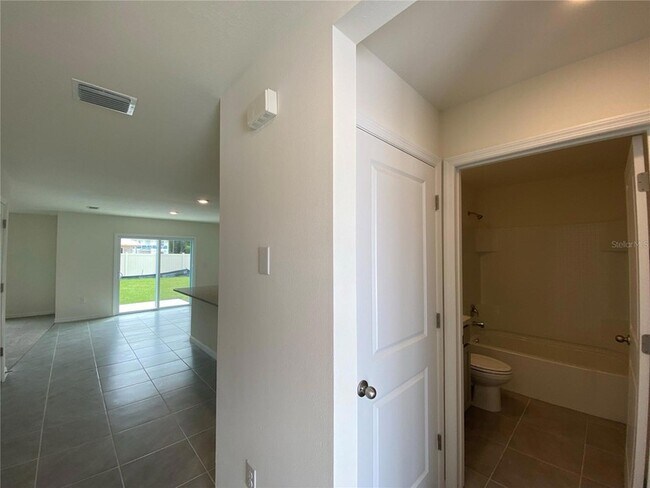 Photo - 2113 NW 247th Dr