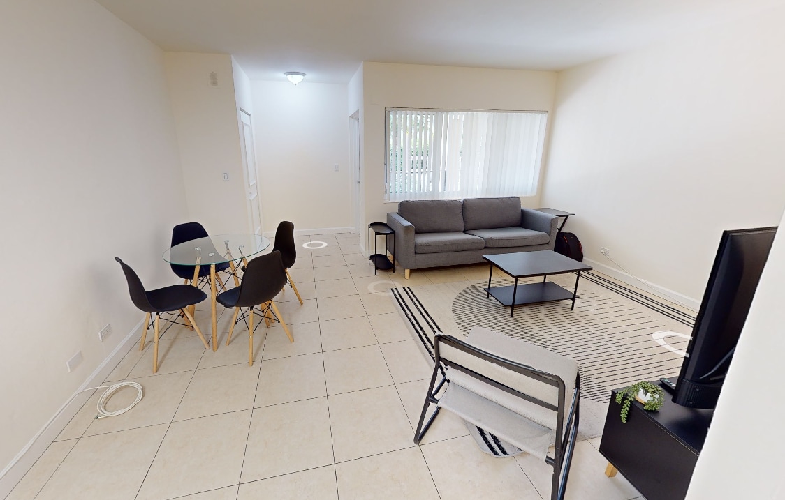 Photo - Cynthia Gardens Apartments