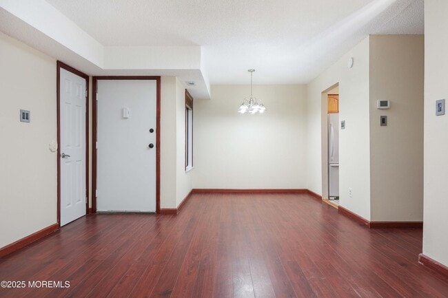 Photo - 89 Northrup Dr Unit 75