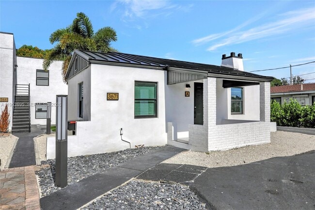 Photo - 3671 NE 11th Ave Unidad A