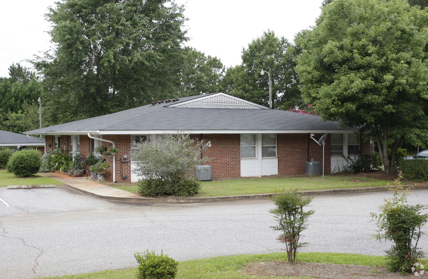 Photo - Stillwell Manor I & II Apartments