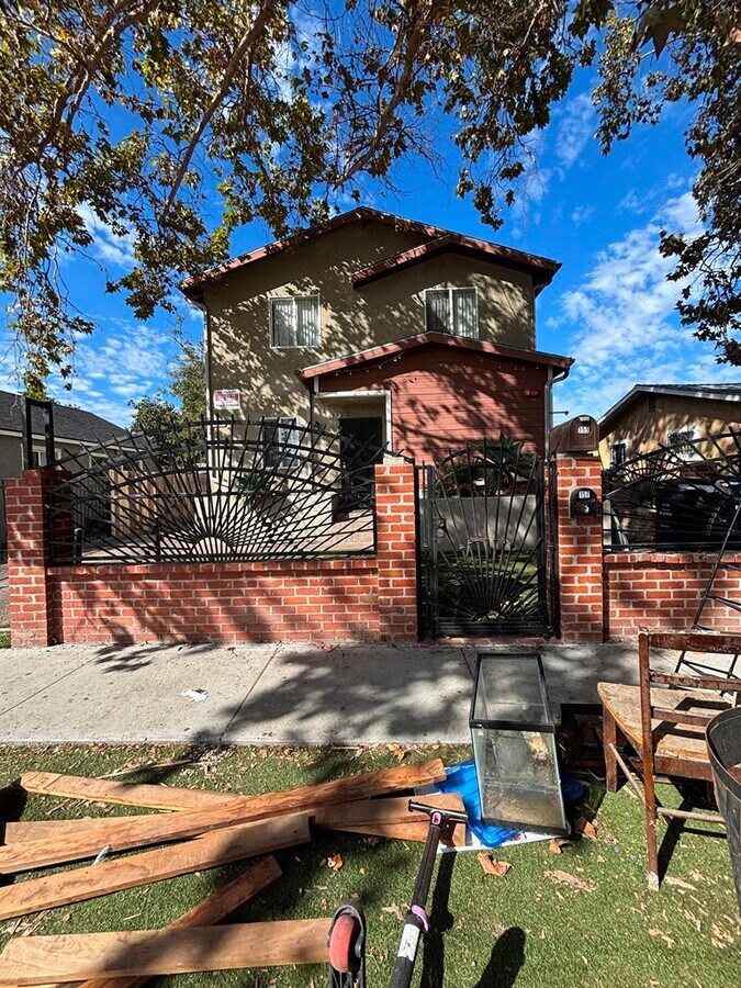 Photo - 159 W 89th St Casa Adosada