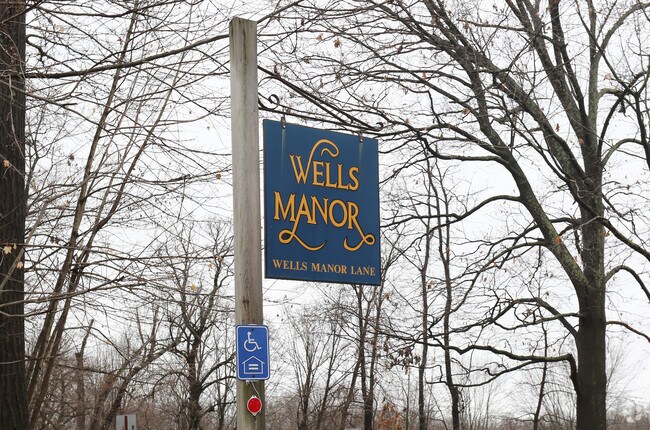 Photo - Wells Manor