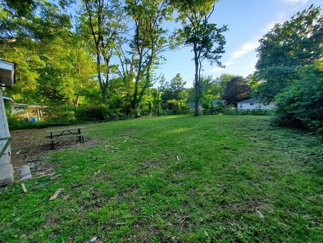 Photo - 9110 Woodford Dr