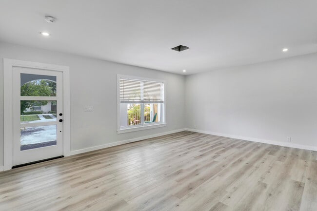 Photo - 748 Tallapoosa St