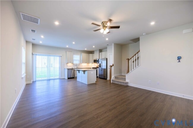 Photo - 10660 Wrexham Townes Vw