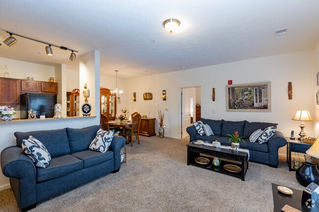 2BR, 2BA - The Regal