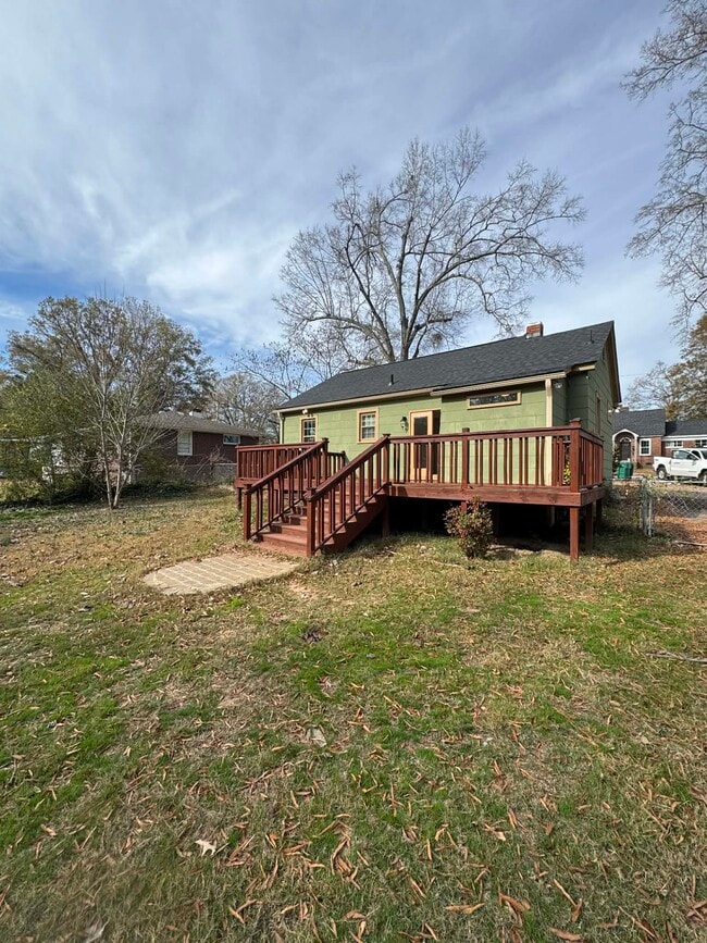 Photo - 206 Briggs Ave