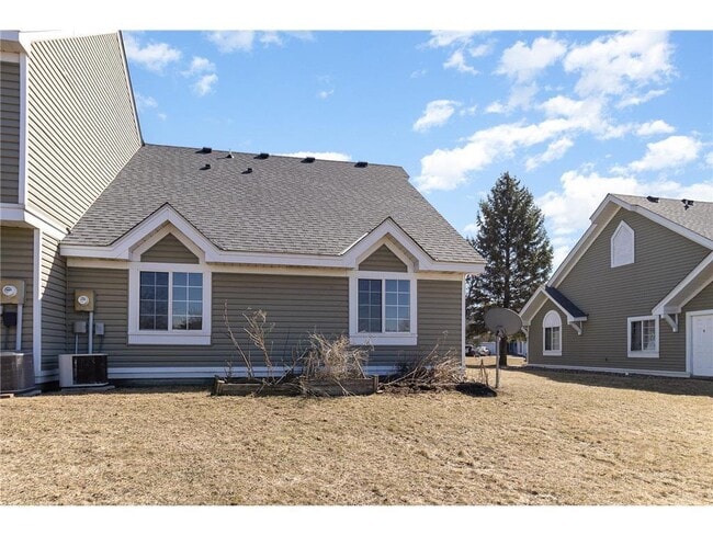 Photo - 2438 Cochrane Cir