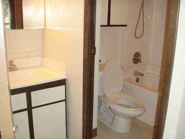 Photo - 2845 Waialae Ave Unit 218