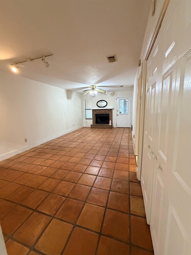 Photo - 216 Dixie Dr Unit F5