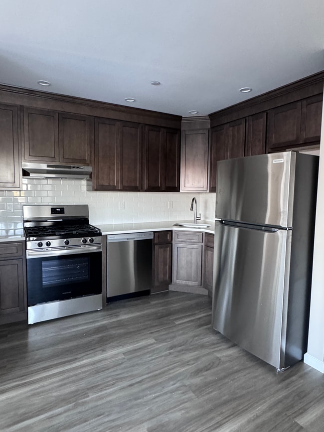 Photo - 6204 Hillmeyer Rd Unit 2