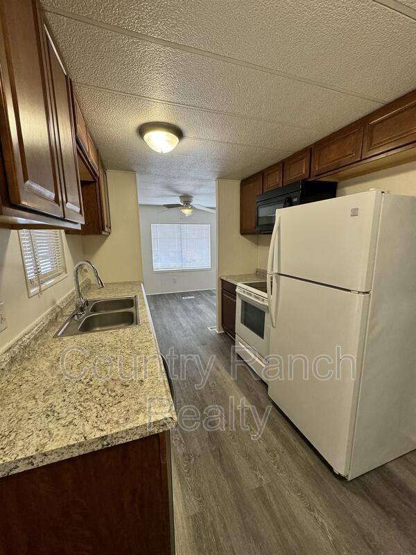 Photo - 941 Citrus St