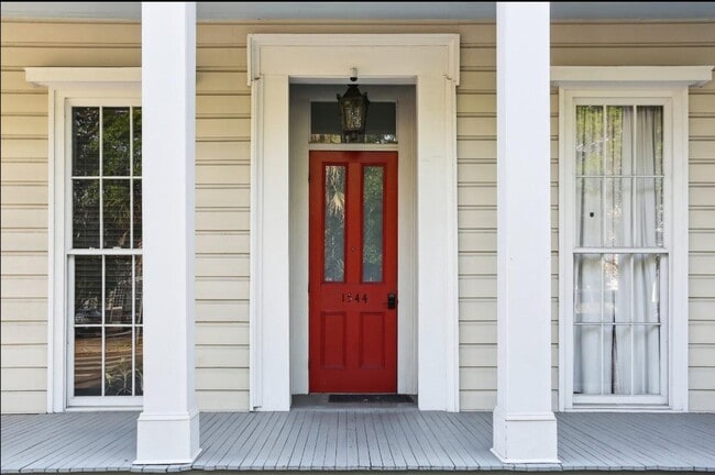 Photo - 1544 Camp St Unit 4