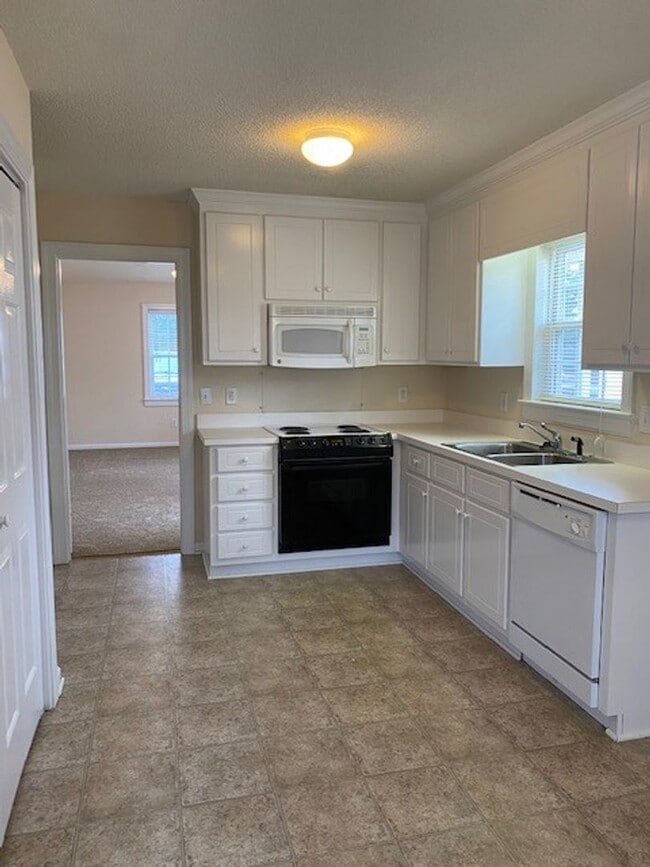 Photo - Jayne Lane Duplexes - Bldg 1 Unit 3507-1A