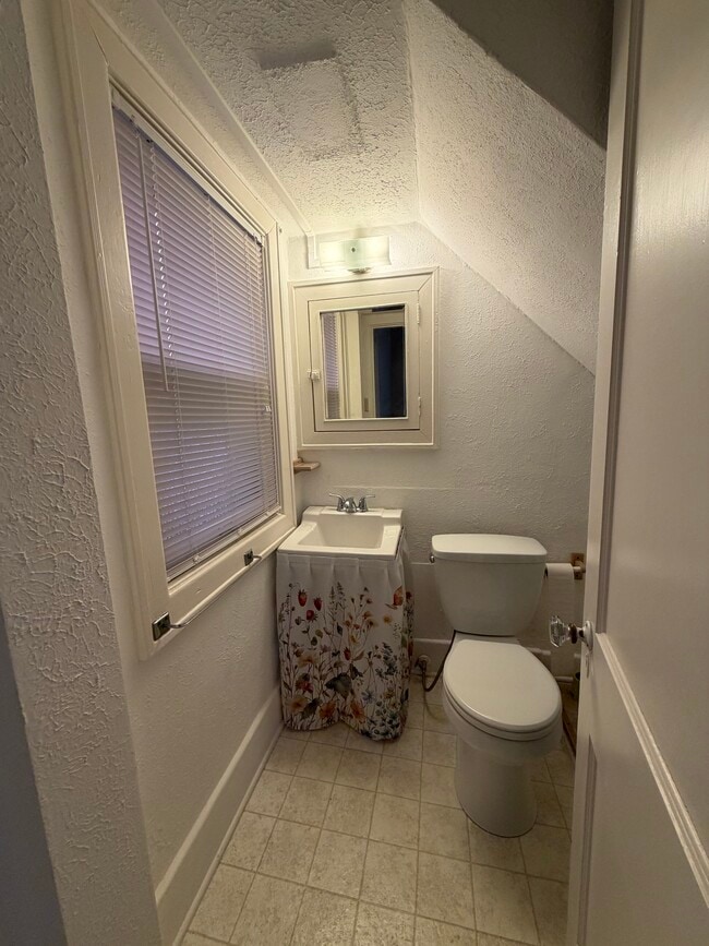 1/2 bath on second floor - 912 Cherokee Rd Unit 912 Cherokee Road #4