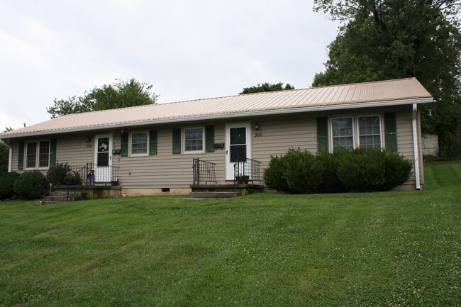 Building Photo - 360 W Union St Unit Duplex Rental