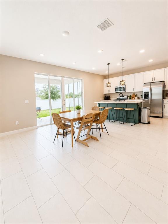 Photo - 560 Summit River Dr