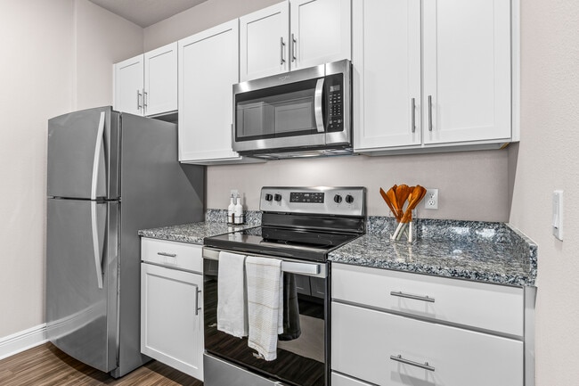 Stainless Steel Appliances - Atwater Apartments