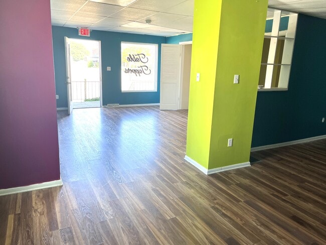 Photo - 821 W 26th St Unit 1