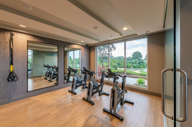 TheEmerson_INT_Amenity_Gym_Oct2024