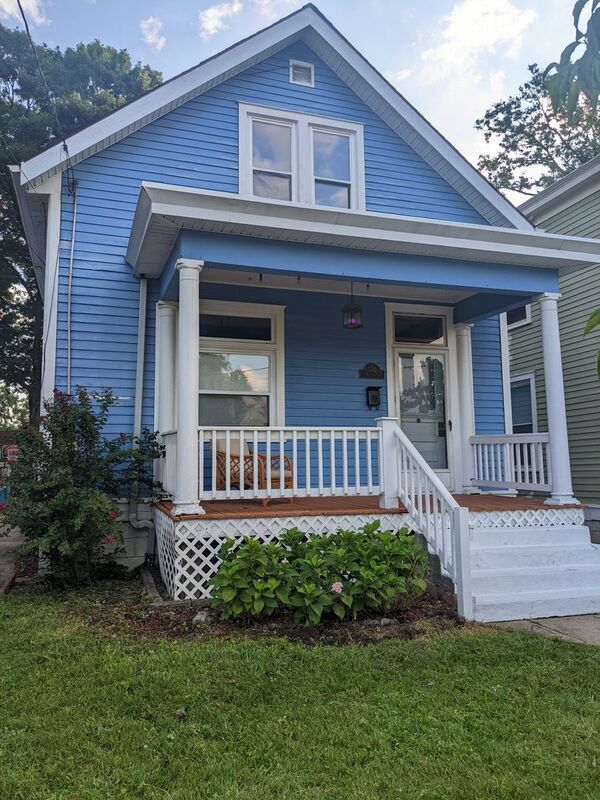 Building Photo - 3742 Kenilworth Pl