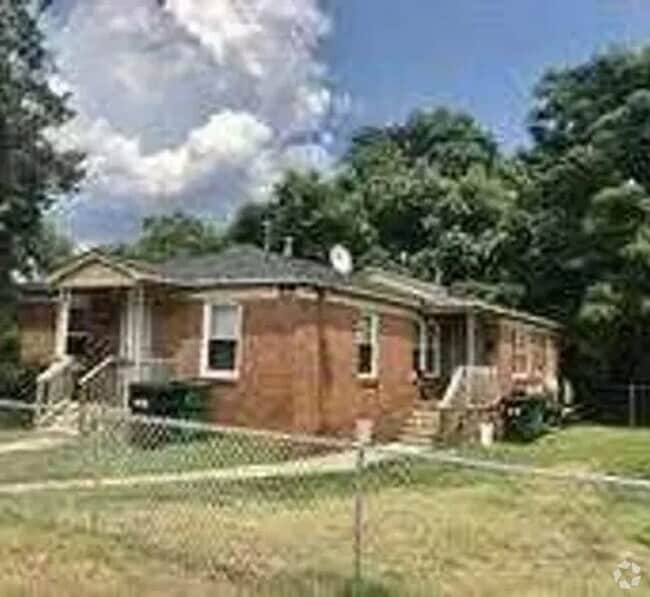 Building Photo - Custer2224 Unit 2 (CTL) Rental