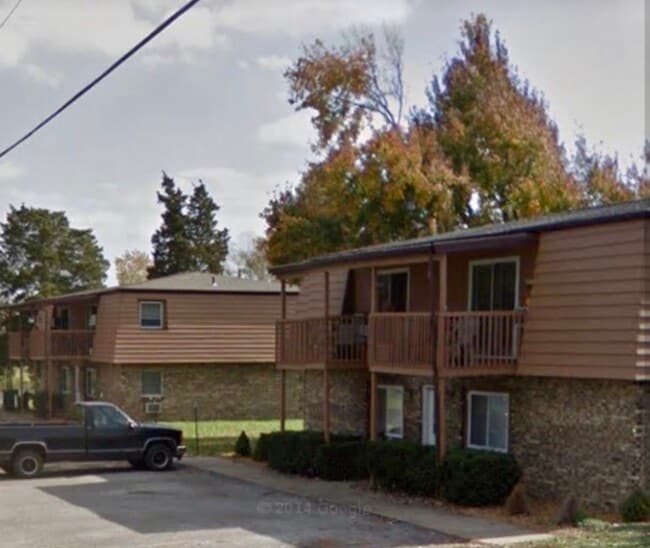 Building Photo - 1205 West Mack Ave Unit Apartment B