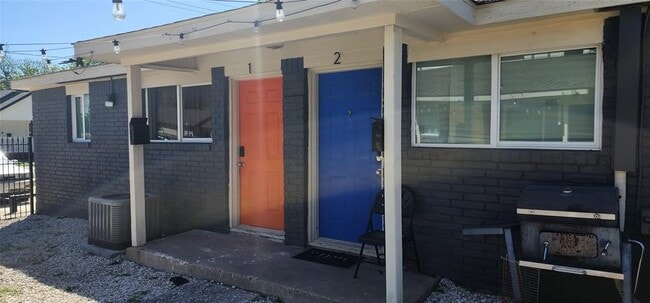 Photo - 3339 Simmons St