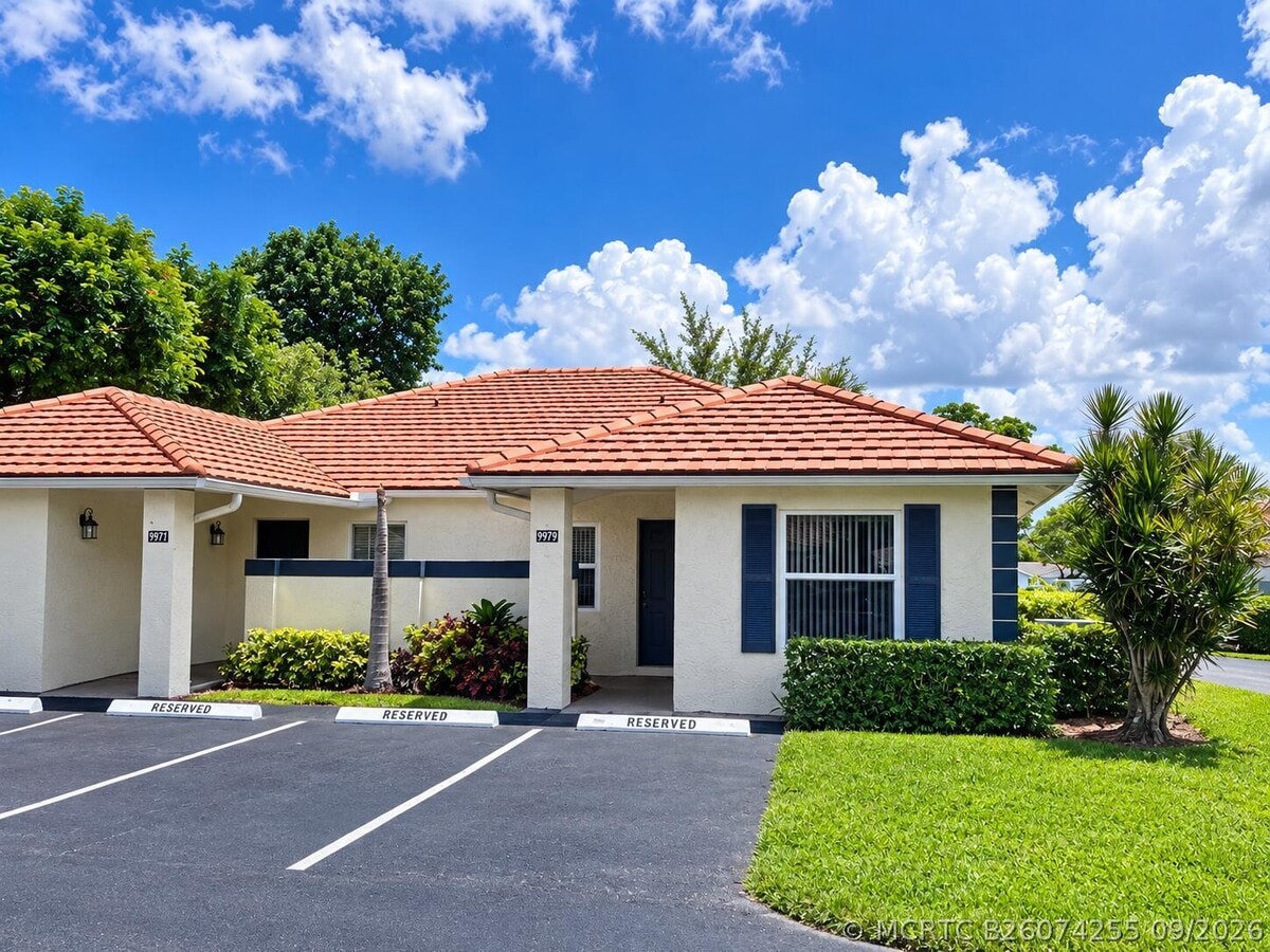 Photo - 9979 Three Lakes Cir
