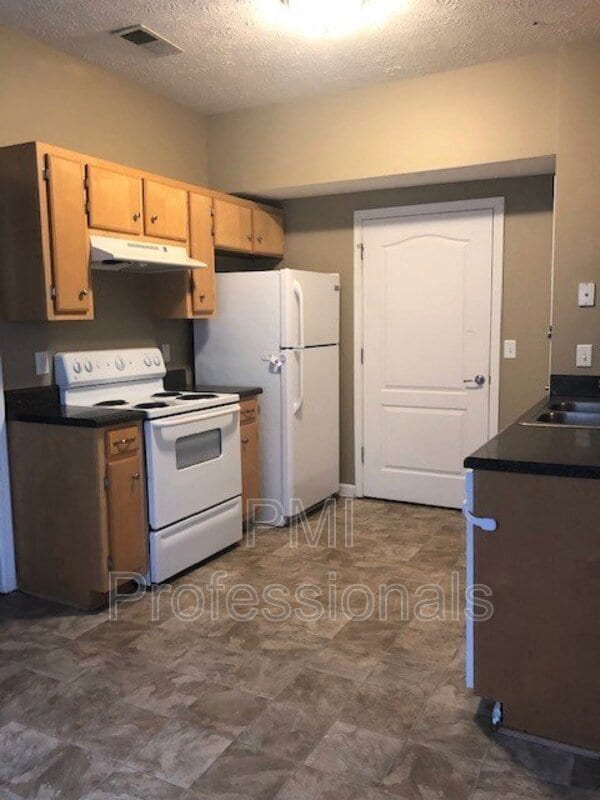 Photo - 2728 Sewanee Pl