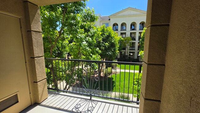 Photo - 2264 Watermarke Pl Unit 2264