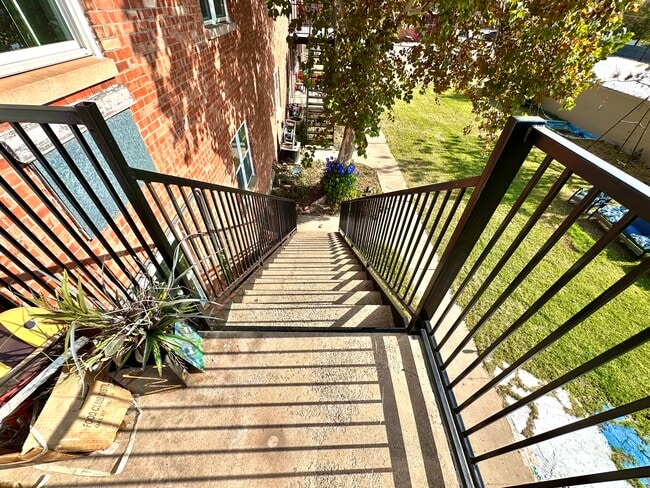 Photo - 212 S Fillmore St Unit Condo