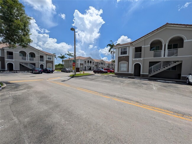 Photo - 1568 SE 26th St Unit 106