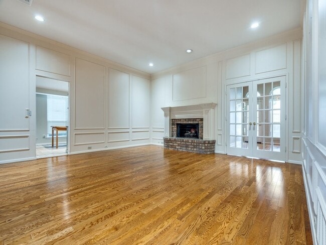 Photo - 1728 Tawakoni Ln