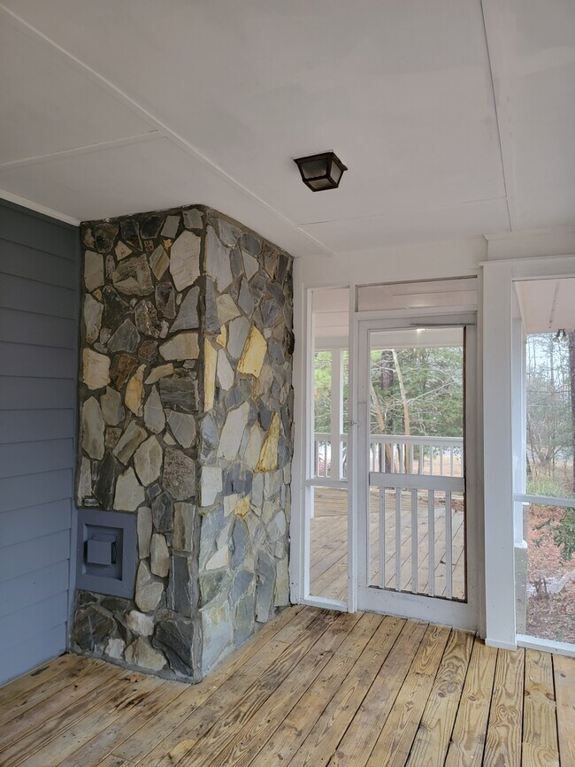 Photo - 1912 Lillington Hwy