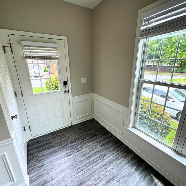 170 Finchley Dr
